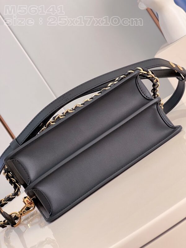 Louis Vuitton Dauphine MM