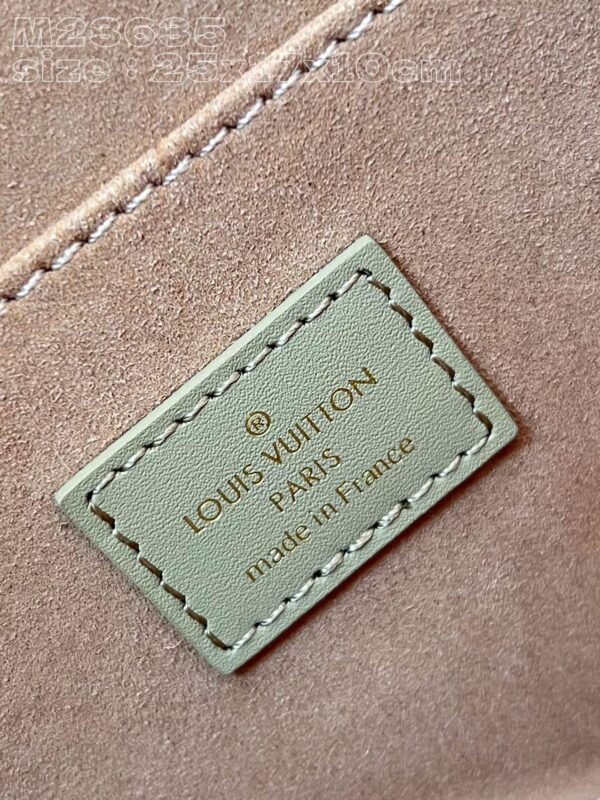 Louis Vuitton Dauphine MM