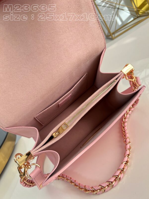 Louis Vuitton Dauphine MM