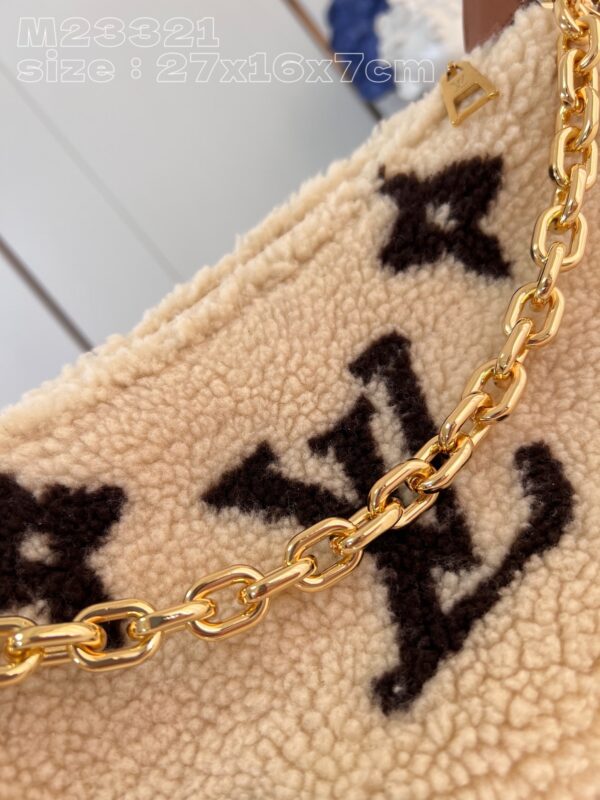 Louis Vuitton Over The Moon