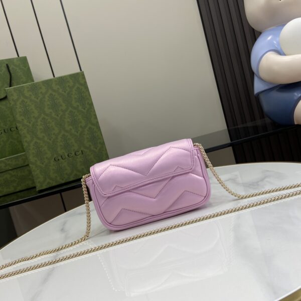 Gucci GG Marmont super mini bag