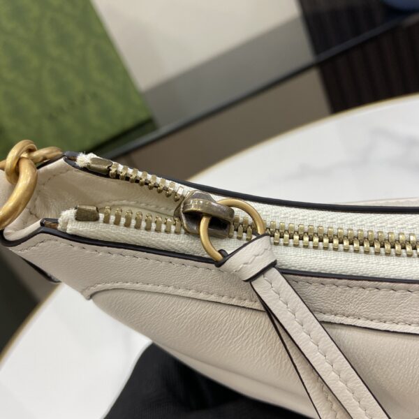 Gucci GG MARMONT SMALL SHOULDER BAG