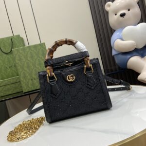 GUCCI DIANA MINI TOTE BAG
