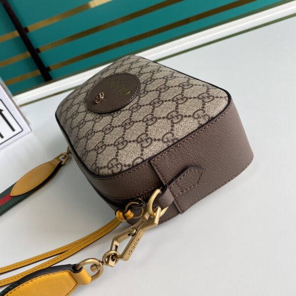 Gucci NEO VINTAGE GG SUPREME MESSENGER BAG
