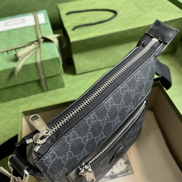 Gucci GG SUPREME MESSENGER BAG