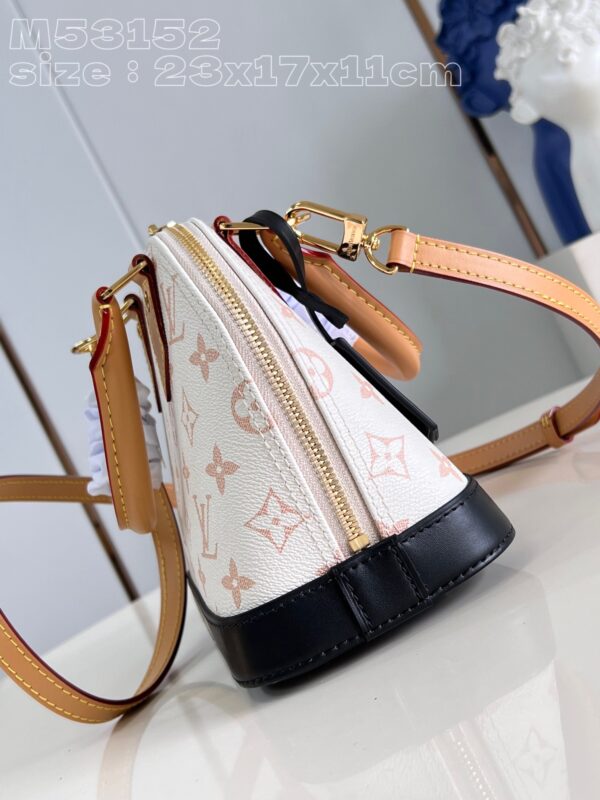 Louis Vuitton Alma BB