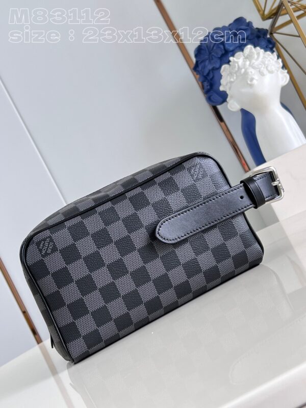 Louis Vuitton Locker Dopp Kit