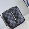 Louis Vuitton Locker Dopp Kit