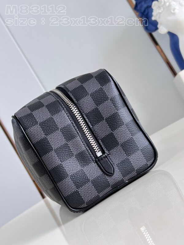 Louis Vuitton Locker Dopp Kit