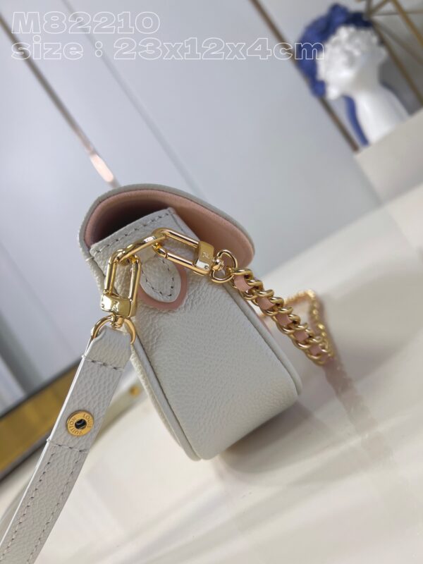 Louis Vuitton Wallet on Chain Ivy