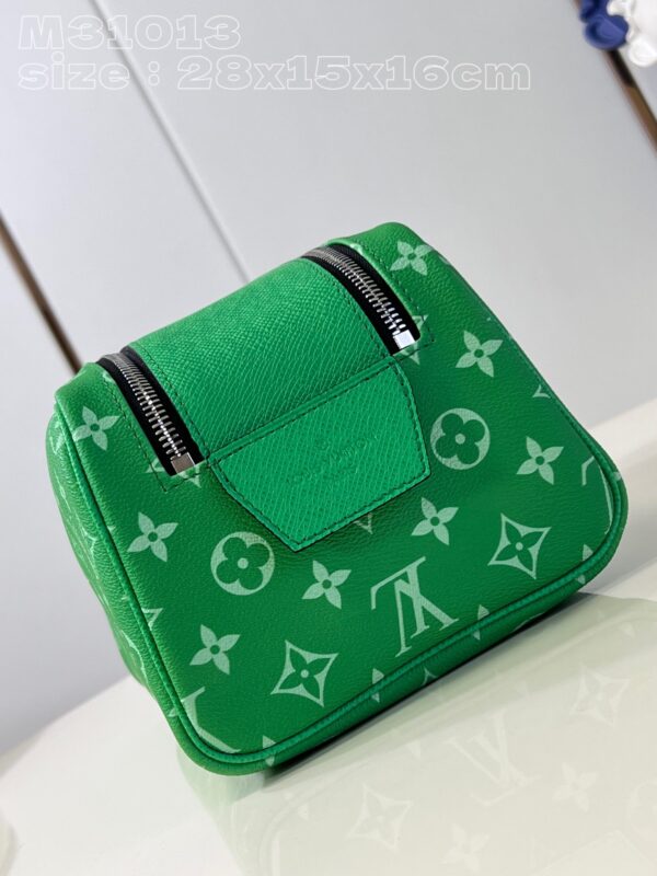 Louis Vuitton Dopp Kit