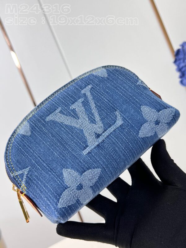 Louis Vuitton Pochette Cosmétique PM