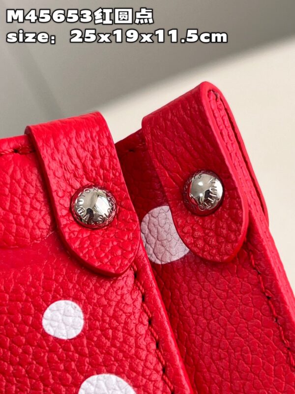 Louis Vuitton Onthego PM