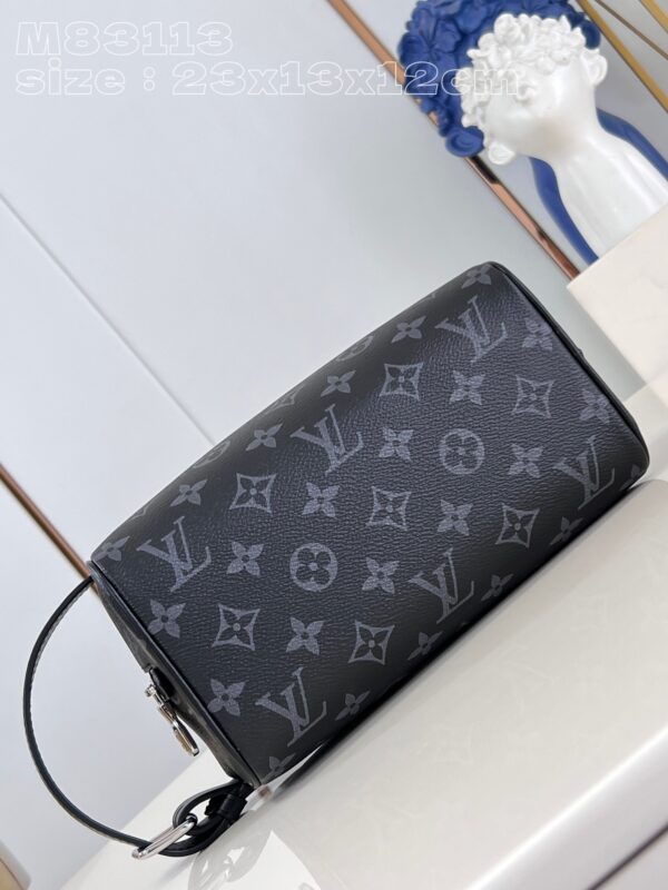 Louis Vuitton Locker Dopp Kit