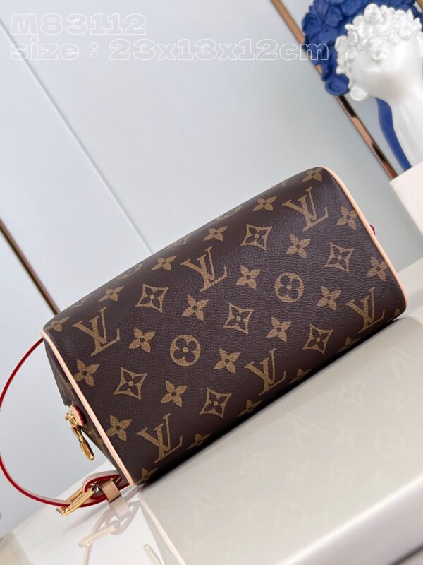 Louis Vuitton Locker Dopp Kit