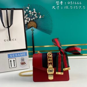 Gucci Leather Sylvie Mini Chain Bag