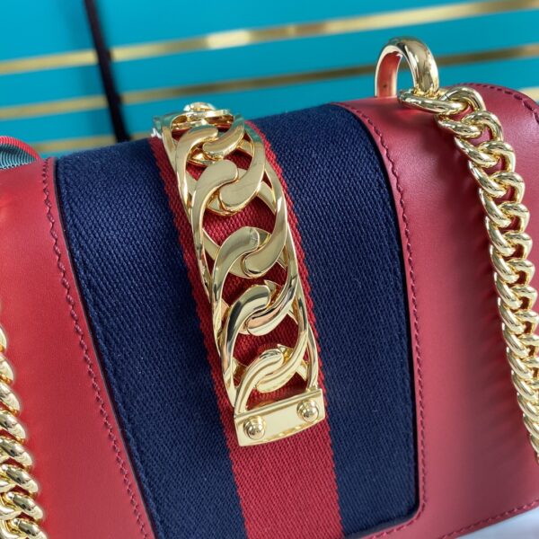 Gucci Leather Sylvie Mini Chain Bag