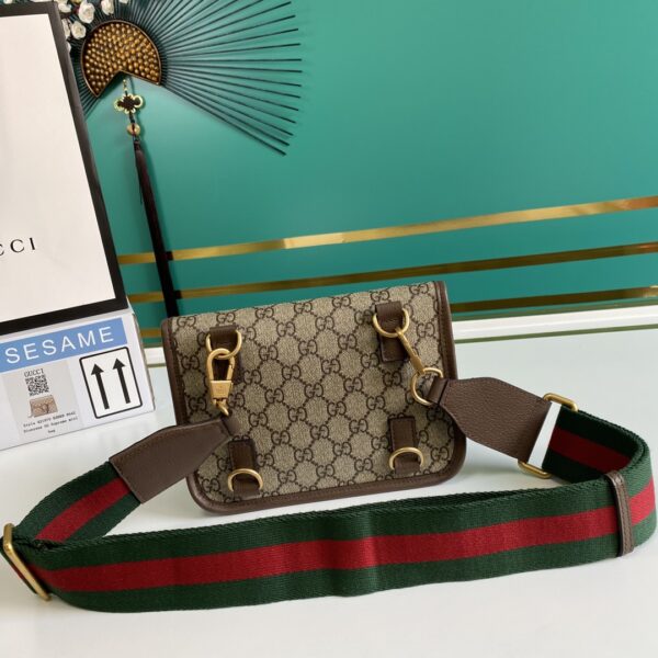 Gucci Neo Vintage GG Supreme belt bag