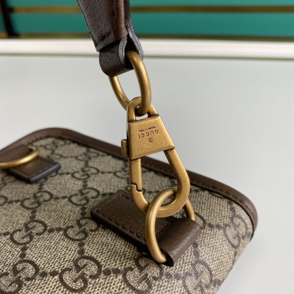 Gucci Neo Vintage GG Supreme belt bag