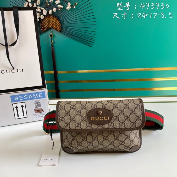 Gucci Neo Vintage GG Supreme belt bag