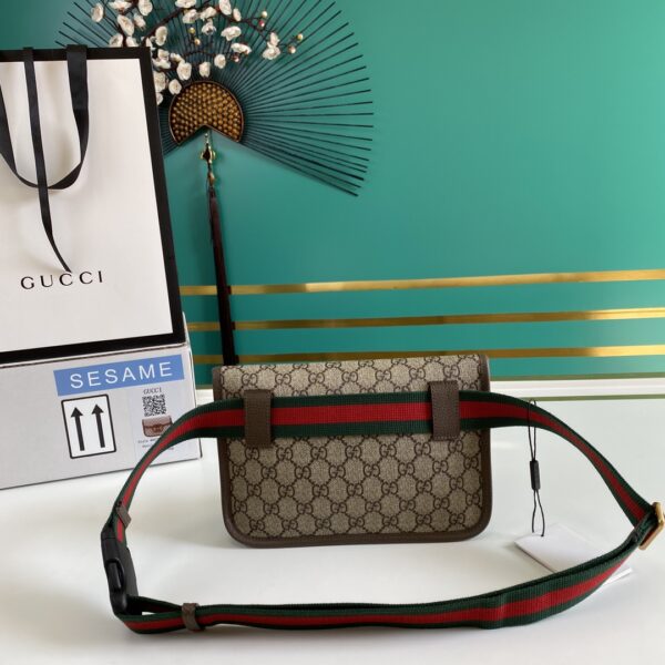 Gucci Neo Vintage GG Supreme belt bag