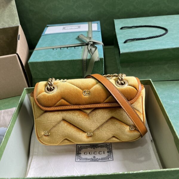 Gucci GG MARMONT MINI velvet SHOULDER BAG