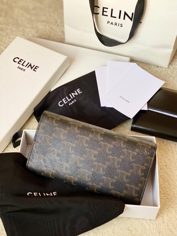 CELINE TRIOMPHE LONG WALLET