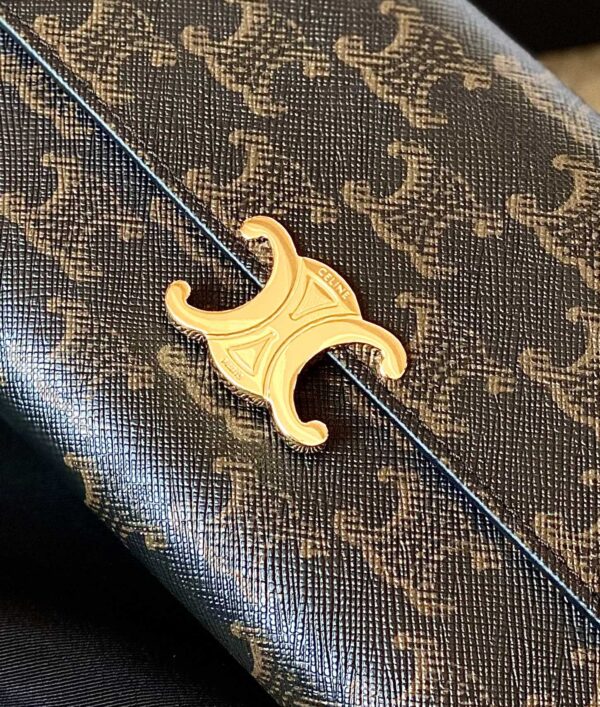 CELINE TRIOMPHE LONG WALLET