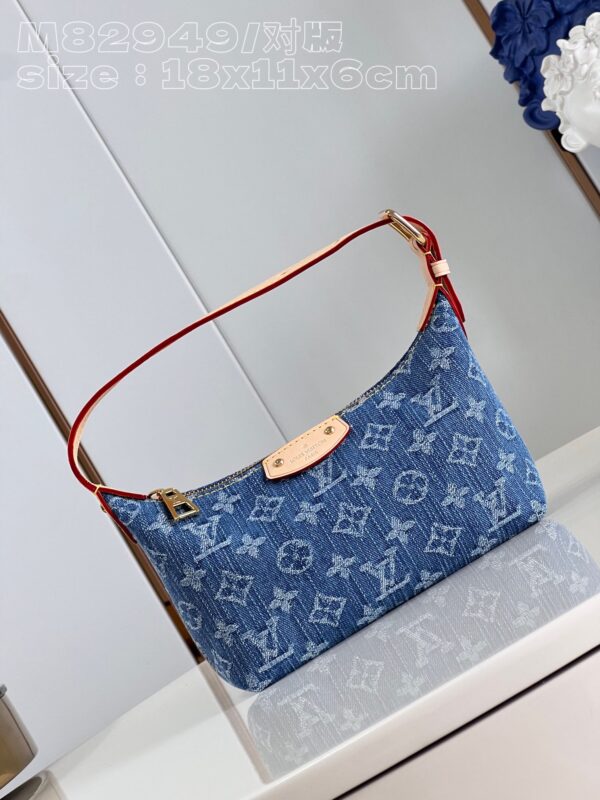 Louis Vuitton Hills Pochette Monogram Denim