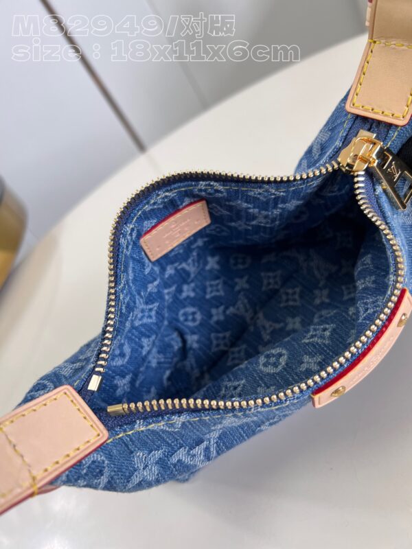 Louis Vuitton Hills Pochette Monogram Denim