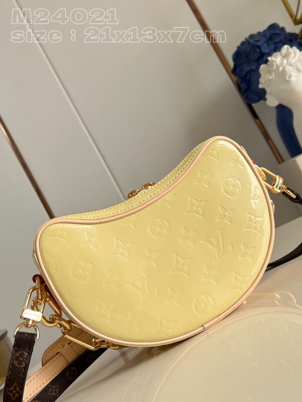 Louis Vuitton Croissant PM Monogram Vernis Leather