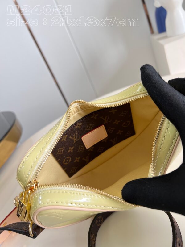 Louis Vuitton Croissant PM Monogram Vernis Leather