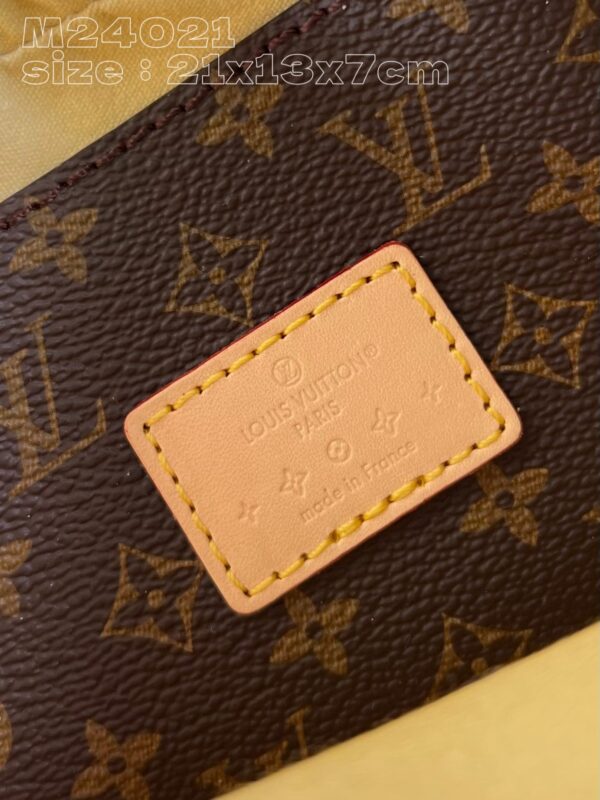 Louis Vuitton Croissant PM Monogram Vernis Leather