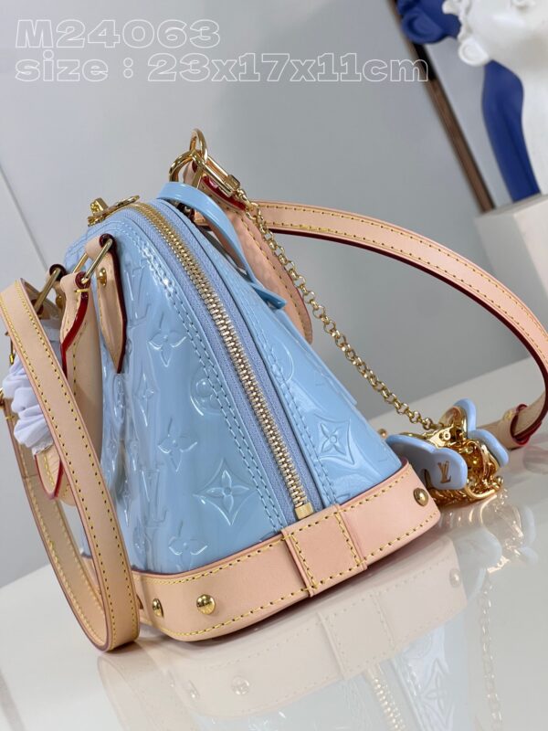 Louis Vuitton Alma BB Monogram Vernis Leather