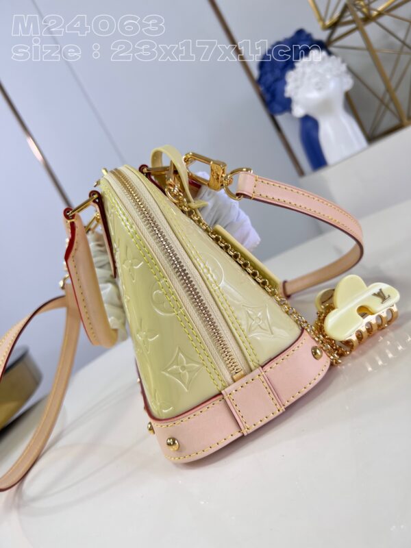 Louis Vuitton Alma BB Monogram Vernis Leather