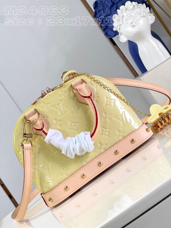 Louis Vuitton Alma BB Monogram Vernis Leather