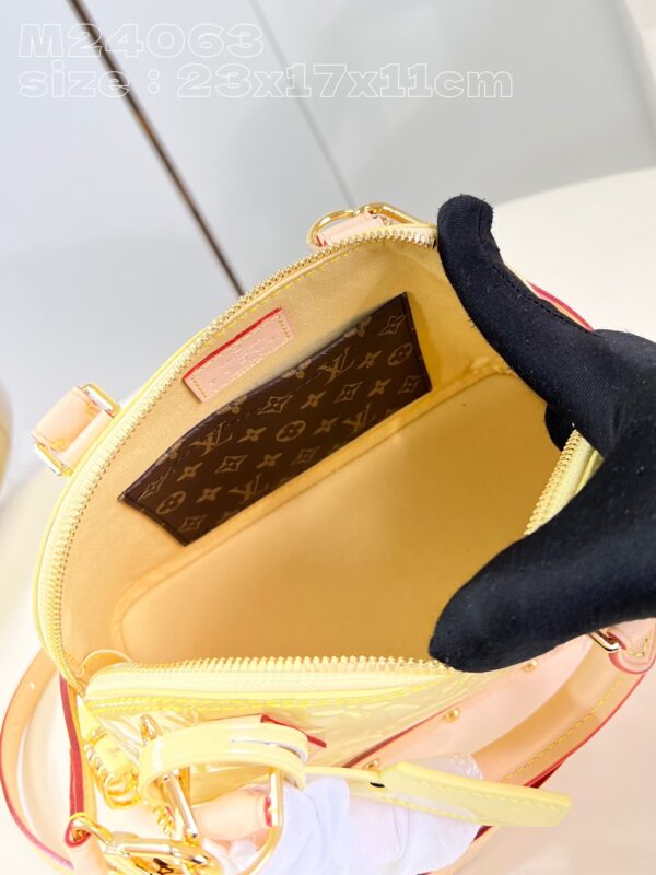 Louis Vuitton Alma BB Monogram Vernis Leather