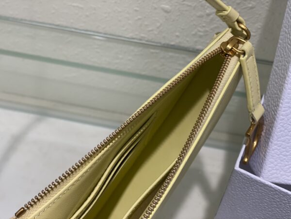Dior Saddle Shoulder Pouch
