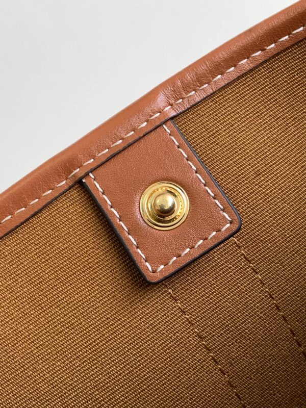 CELINE MEDIUM BUCKET