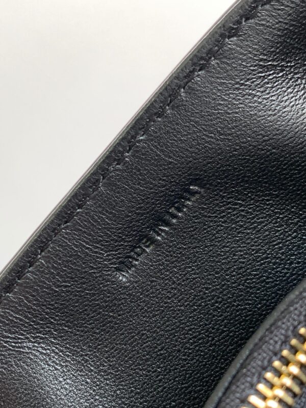 CELINE TEEN CELINE VICTOIRE BAG