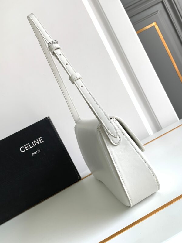CELINE MEDIUM CELINE LOLA BAG