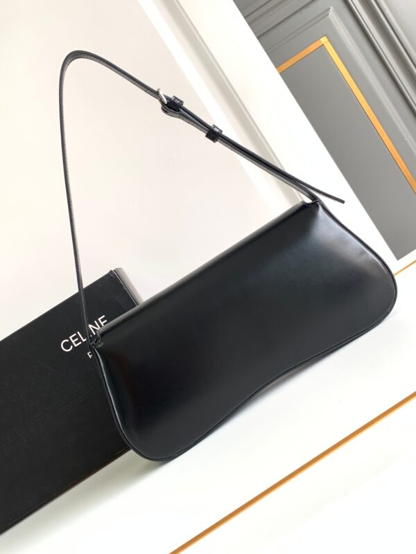 CELINE MEDIUM CELINE LOLA BAG