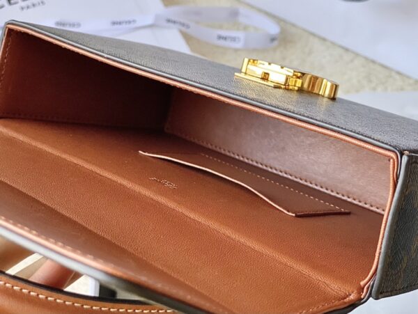 CELINE BOX TRIOMPHE BAG