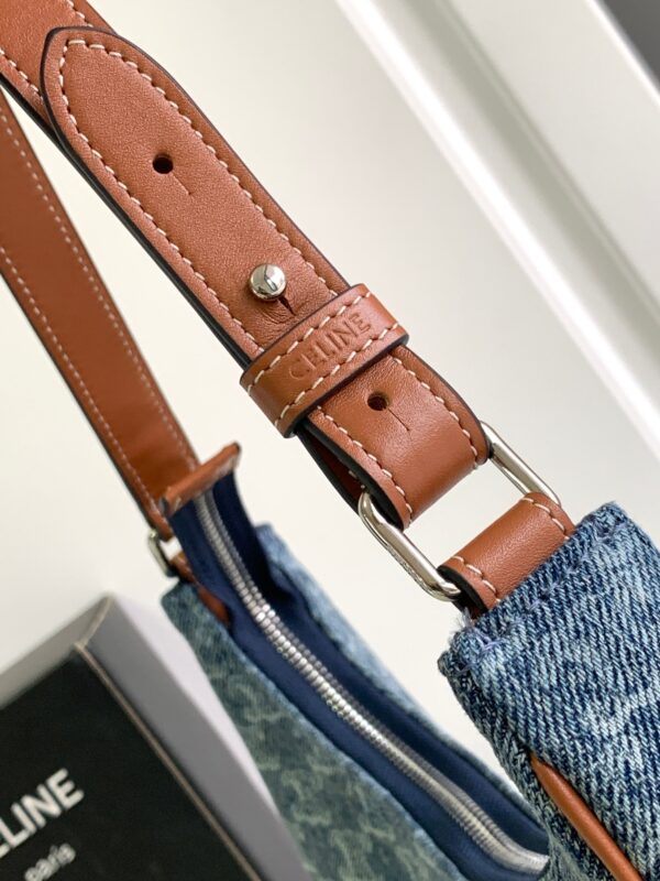 CELINE AVA TRIOMPHE BAG