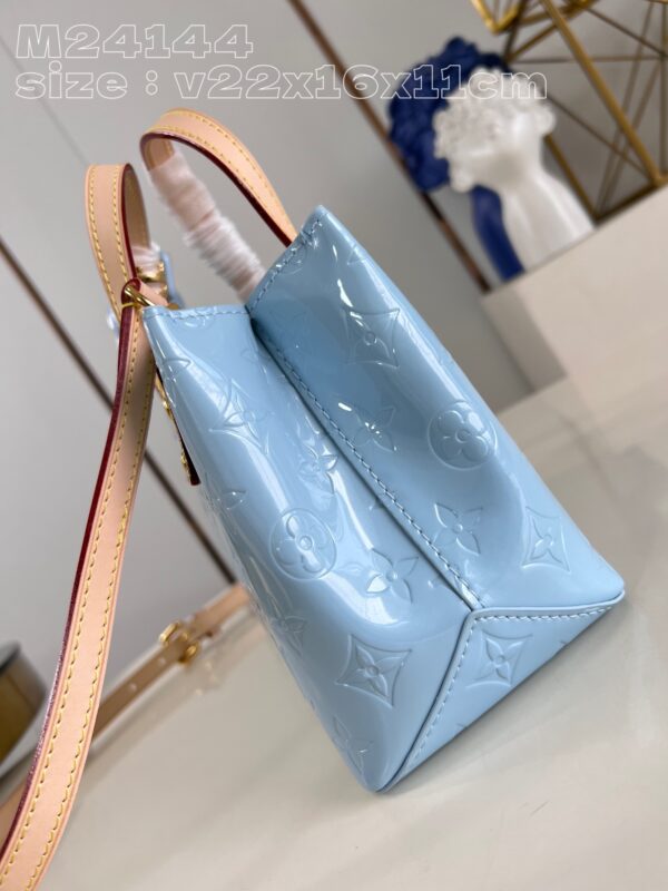 Louis Vuitton Reade PM