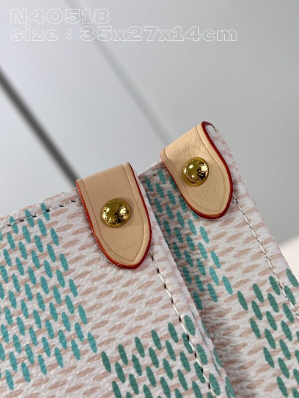 Louis Vuitton OnTheGo MM Tote
