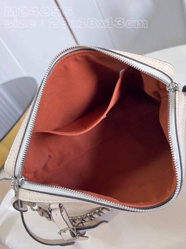 Louis Vuitton Hand It All PM