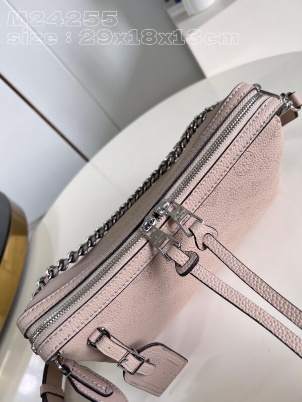 Louis Vuitton Hand It All PM