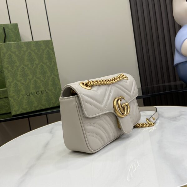 Gucci GG MARMONT MINI SHOULDER BAG