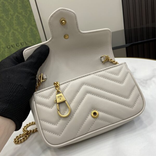 Gucci GG Marmont super mini bag
